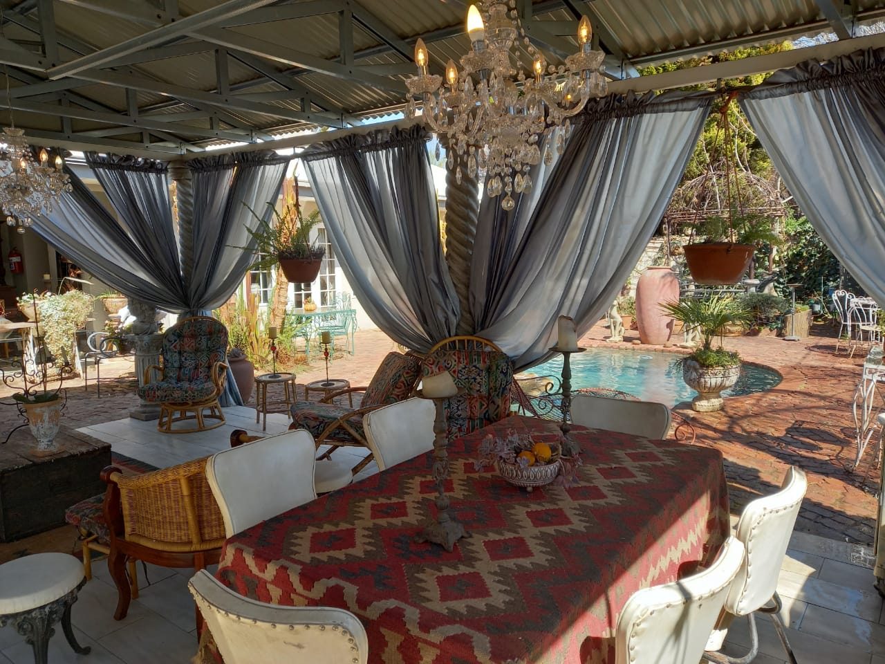 MICHAEL-ANGELO GUEST HOUSE