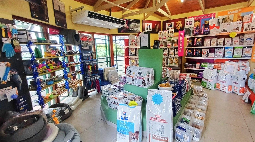 NELSPRUIT DIEREHOSPITAAL - VETERINARY HOSPITAL
