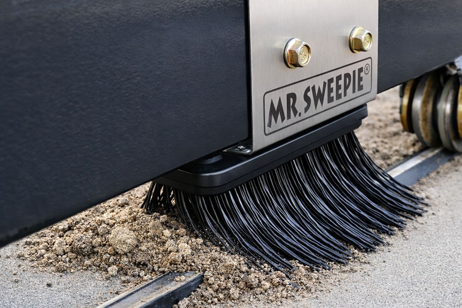 Mr Sweepie Tracksweeper