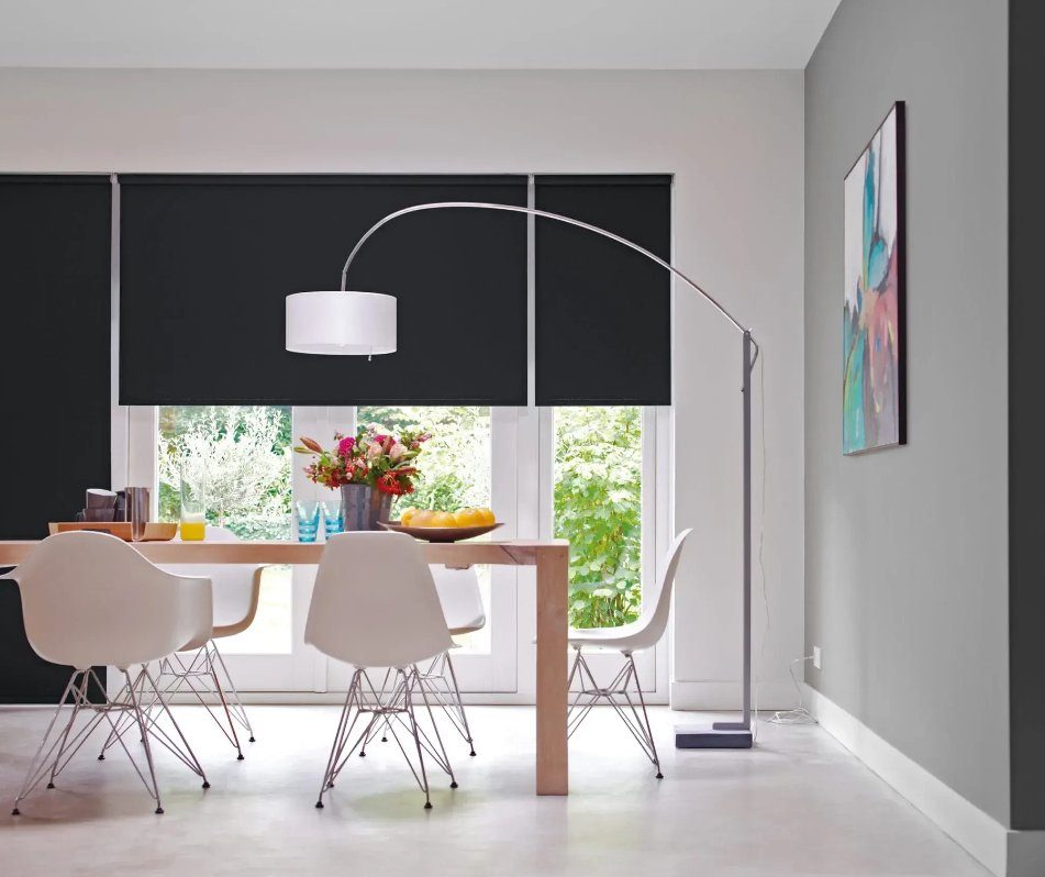 Simonsberg Blinds:After hours Cell
