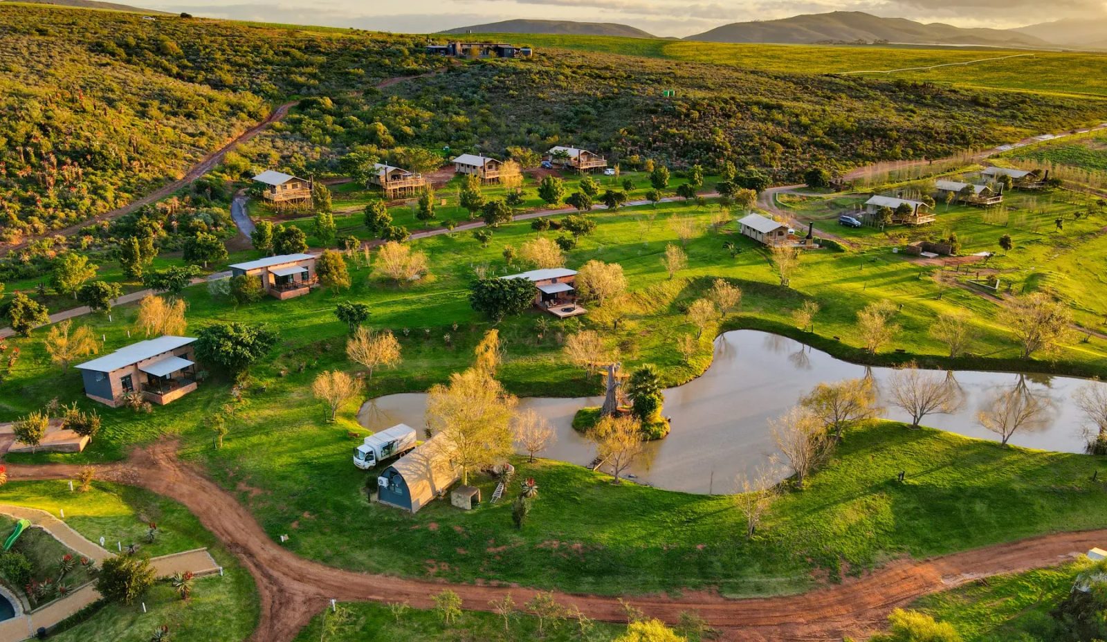 KAM'BATI RIVER RESORT