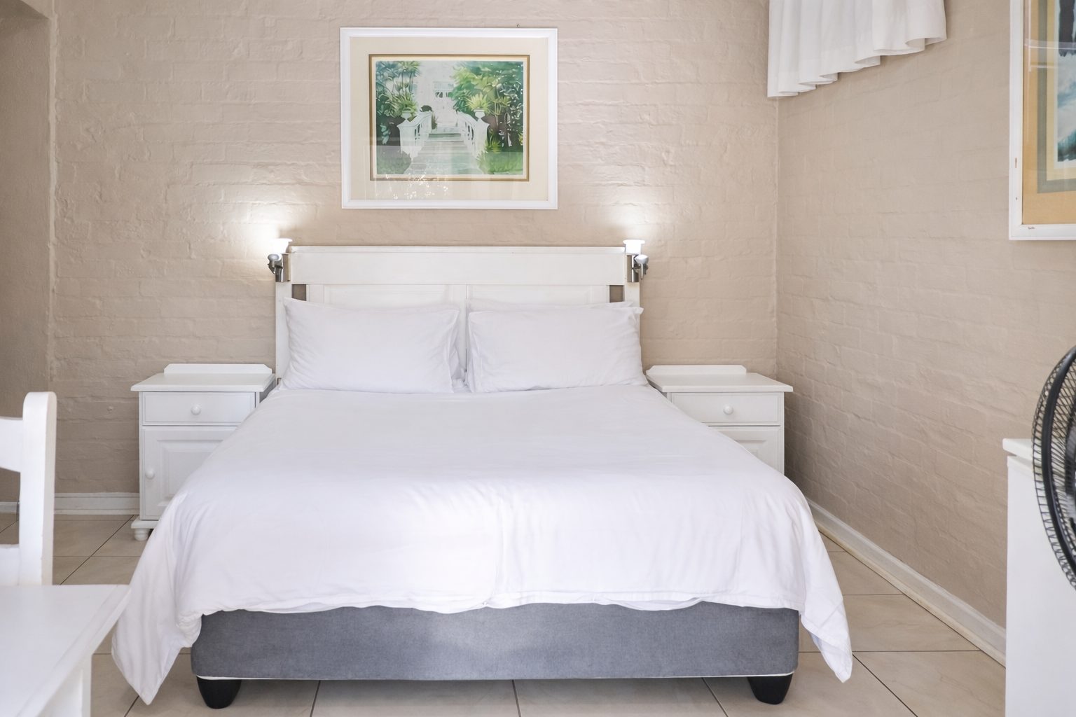 Aintree Lodge B&B