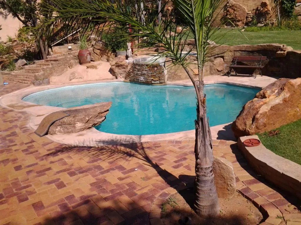 Trademen Pools