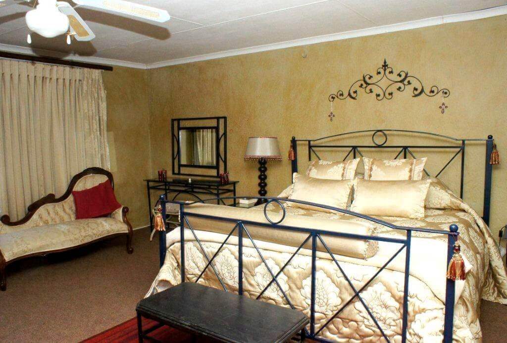 MOSAIC BED & BREAKFAST